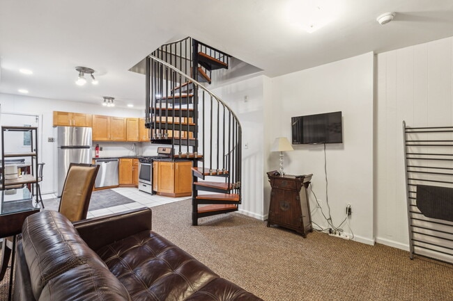 1808 W Diamond St, Unit 1 in Philadelphia, PA - Foto de edificio - Building Photo