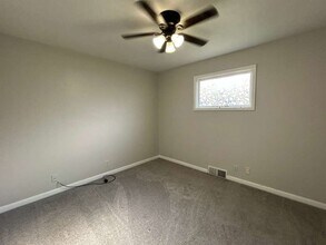 8363 Edgewood Rd in Mentor, OH - Building Photo - Building Photo