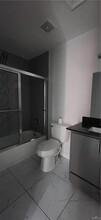 424 W Chavez St, Unit 4 in Edinburg, TX - Building Photo - Building Photo