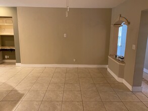 1145 George Anderson St in Ormond Beach, FL - Building Photo - Building Photo