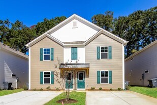 333 Noble Ln in Pendleton, SC - Building Photo