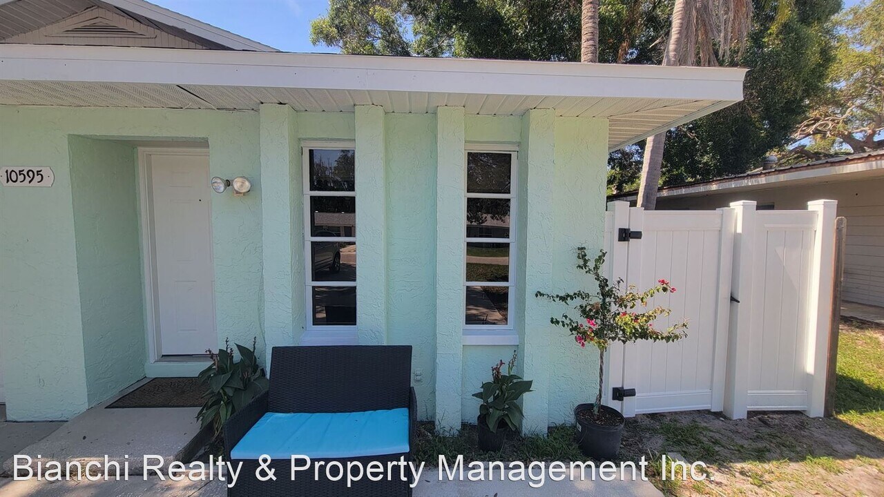 10595 101st Ave Photo