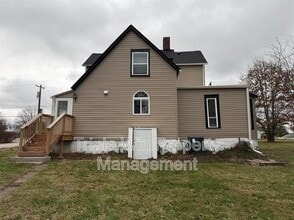 307 State Hwy 47 in Warrenton, MO - Building Photo - Building Photo