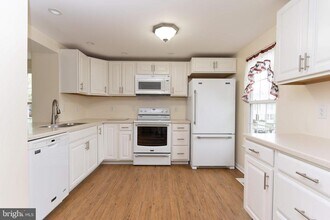 310 Sedgwick Ct in Stafford, VA - Building Photo - Building Photo
