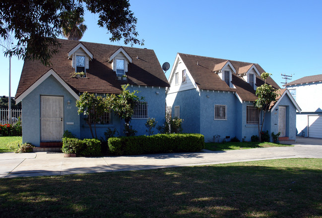 701 S Prairie Ave in Inglewood, CA - Building Photo - Building Photo