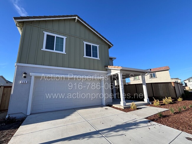 608 Imperial Ct in Roseville, CA - Building Photo - Building Photo