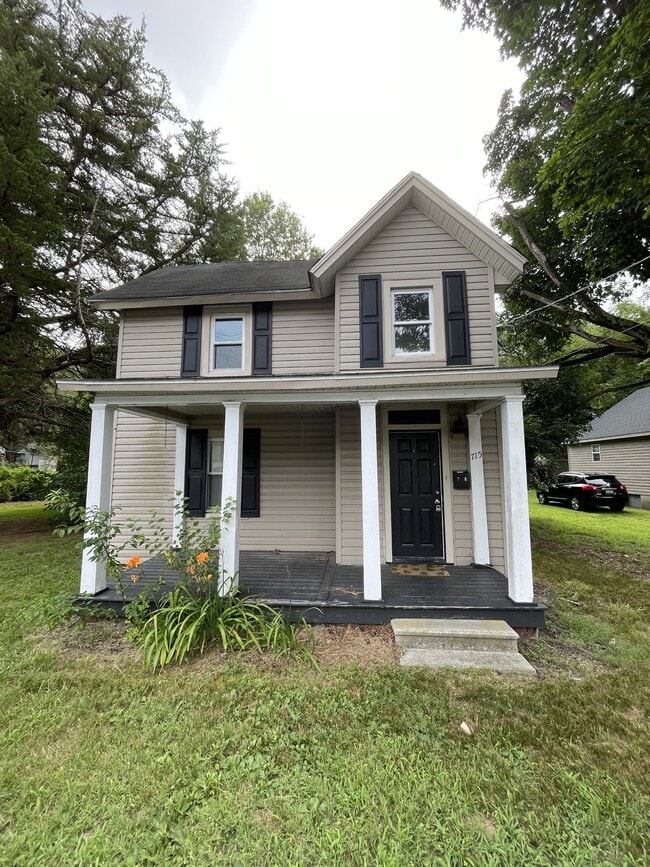 property at 715 Jackson St