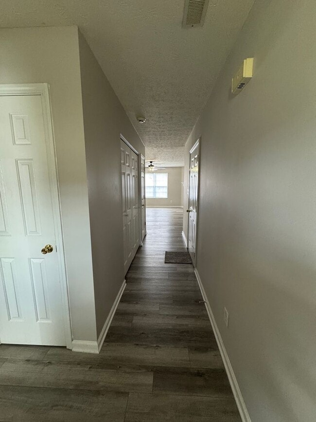 684 Hummingbird Ln in Whiteland, IN - Building Photo - Building Photo