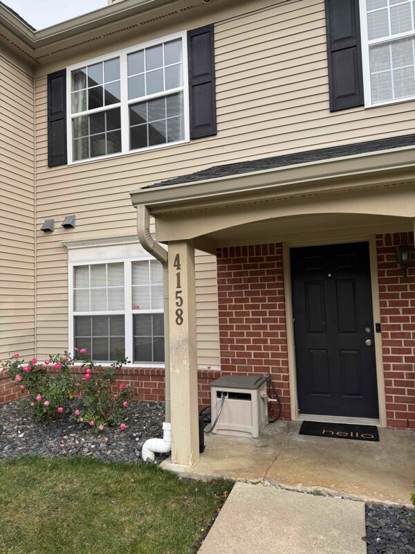 4158 Berkeley Ave in Canton, MI - Building Photo - Building Photo