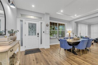 211 Maple Path Pl in Spring, TX - Foto de edificio - Building Photo