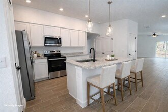 2464 Fairview Rd in Spring Hill, FL - Building Photo - Building Photo