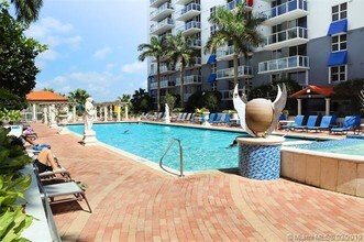 5077 NW 7th St-Unit -1503 in Miami, FL - Building Photo - Building Photo
