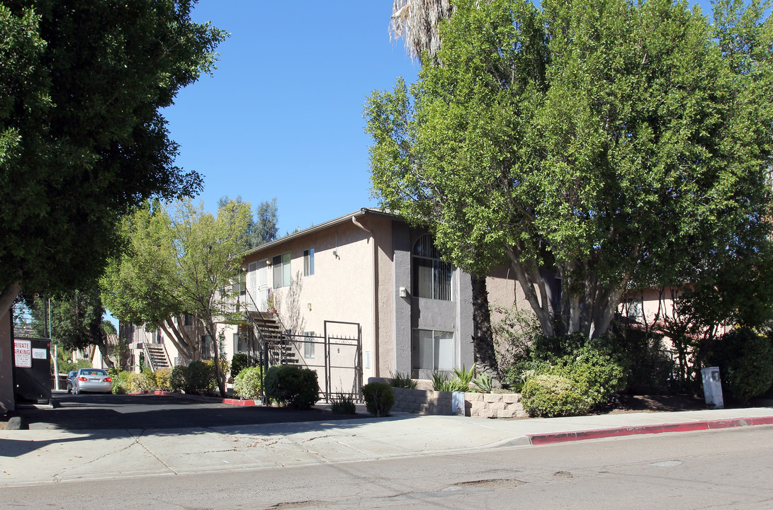 Sundance Senior Apartments in Spring Valley, CA - Building Photo