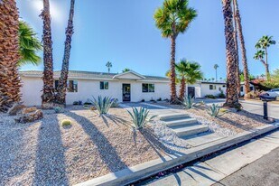 70181 Chappel Rd in Rancho Mirage, CA - Building Photo