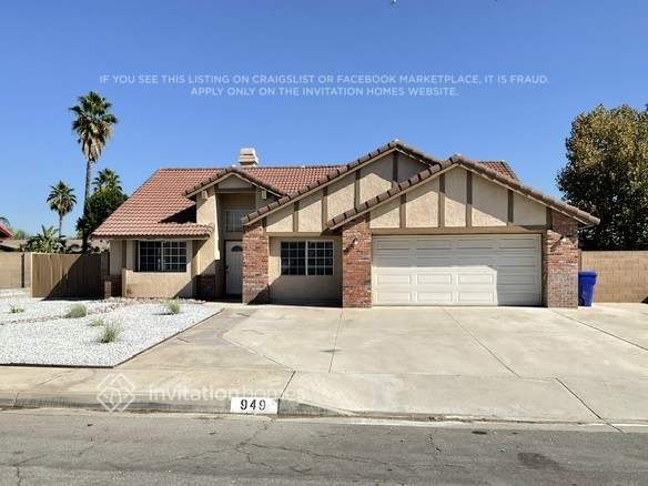 property at 949 N Forest Ave