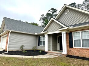 945 Hunting Horn Wy in Evans, GA - Building Photo - Building Photo