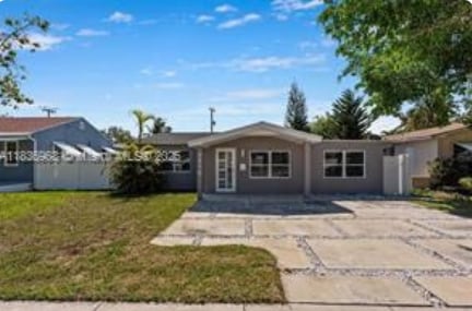 property at 2418 Taft St