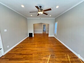 167 S Pacific Ave, Unit 169 in Glendale, CA - Building Photo - Building Photo