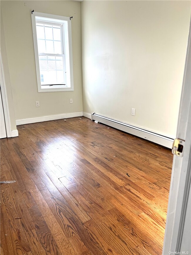 150-12 Yates Rd-Unit -2 in Queens, NY - Building Photo - Building Photo
