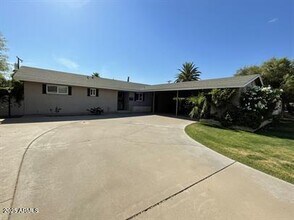 2139 S La Rosa Dr in Tempe, AZ - Building Photo - Building Photo