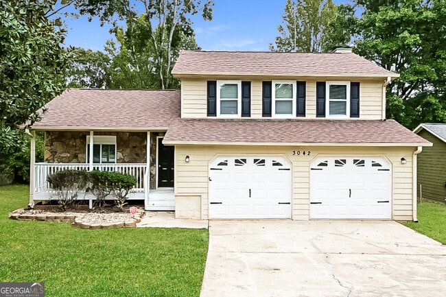 property at 3042 Medina Dr