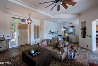6879 E Amber Sun Dr in Scottsdale, AZ - Building Photo - Building Photo