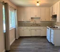 1112 Patty Way in Modesto, CA - Building Photo - Building Photo