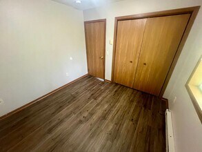 3304 Fenwick Ave-Unit -3306 Fenwick Avenue in Altoona, WI - Building Photo - Building Photo