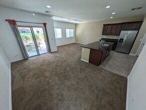 3719 Gilmore Creek St in Las Vegas, NV - Building Photo - Building Photo