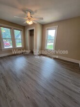 714 W Calhoun St in Macomb, IL - Foto de edificio - Building Photo