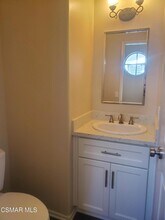 4819 La Rosa Dr in Oak Park, CA - Building Photo - Building Photo