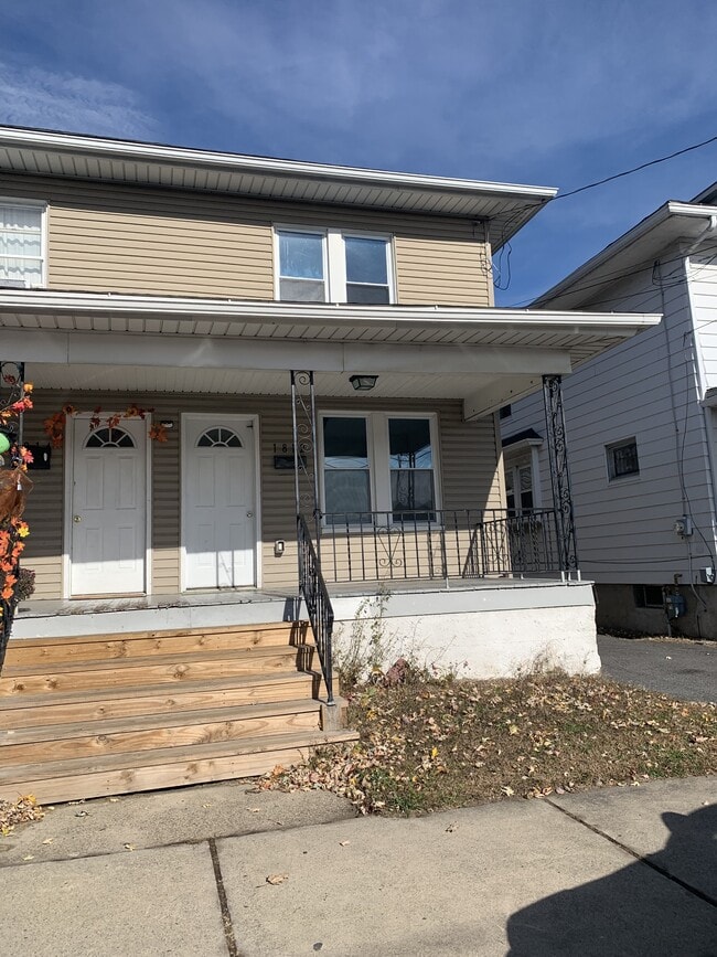 property at 1812 Scarboro St