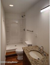 13416 Reamers Rd in Louisville, KY - Foto de edificio - Building Photo