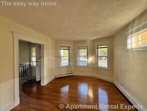 881 Broadway in Somerville, MA - Building Photo - Building Photo