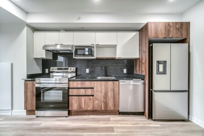 5415 Cogswell St in Halifax, NS - Building Photo - Building Photo