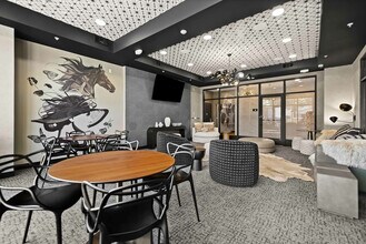 Gateway Lofts Lexington in Lexington, KY - Foto de edificio - Building Photo