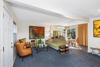 2929 47th St in San Diego, CA - Foto de edificio - Building Photo