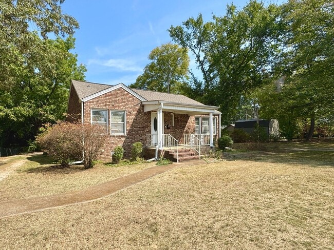 property at 1515 E College Ave