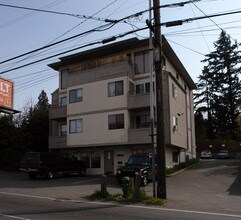 10532 Greenwood Ave in Seattle, WA - Building Photo - Building Photo