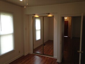 6915 Lansdowne Ave in St. Louis, MO - Foto de edificio - Building Photo