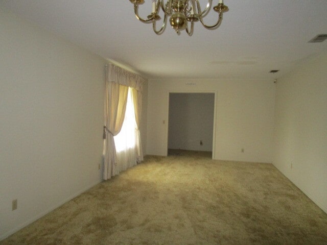 1103 E Barnard St in Glennville, GA - Foto de edificio - Building Photo