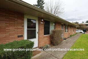 1171 NE 65th Ave in Portland, OR - Building Photo