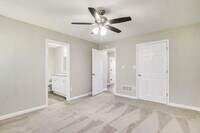 105 Chartres St photo'