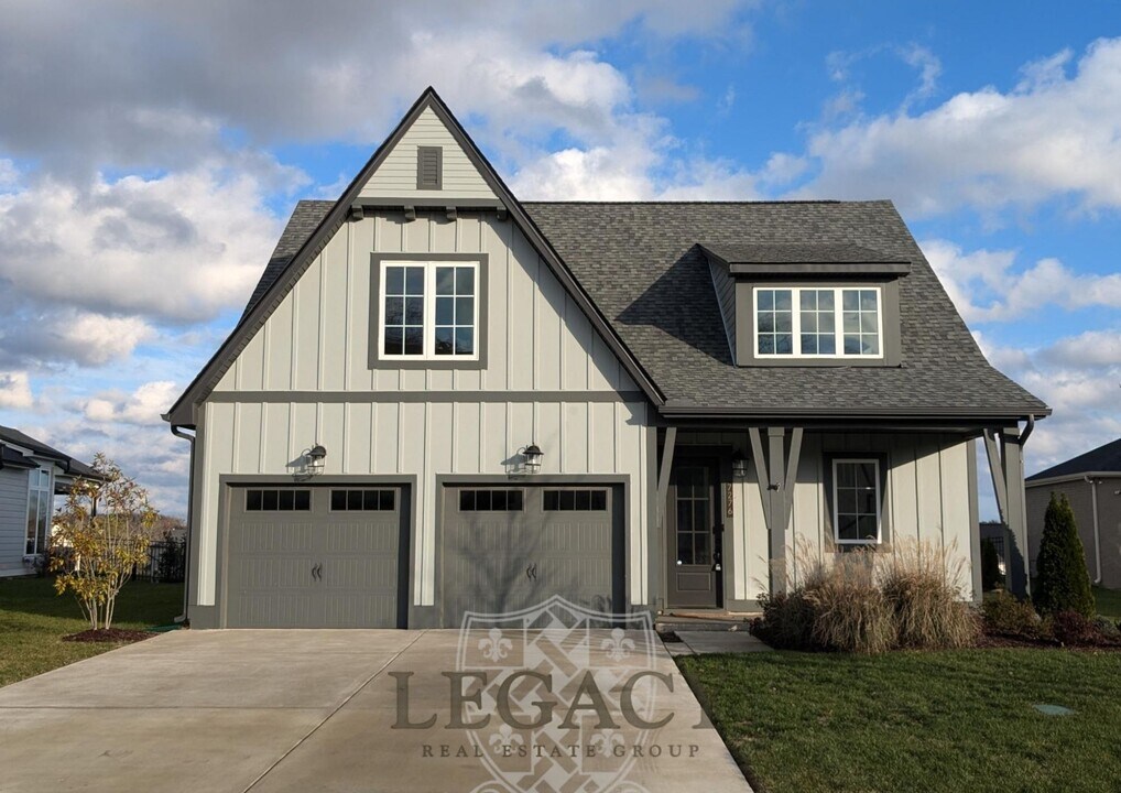 7276 Ludlow Dr in College Grove, TN - Building Photo