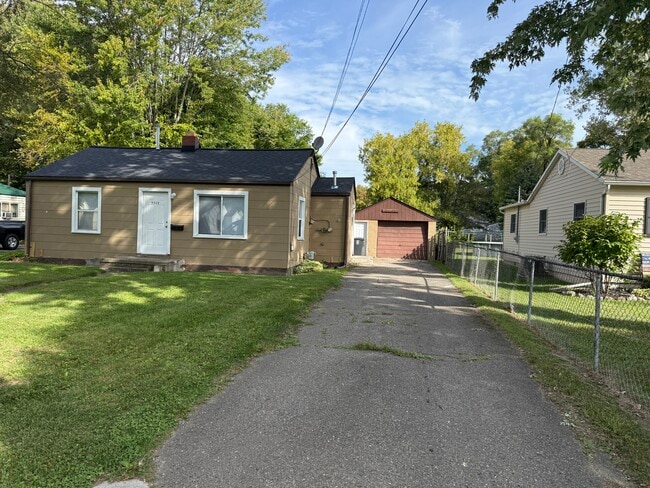 property at 3513 Dakota Ave