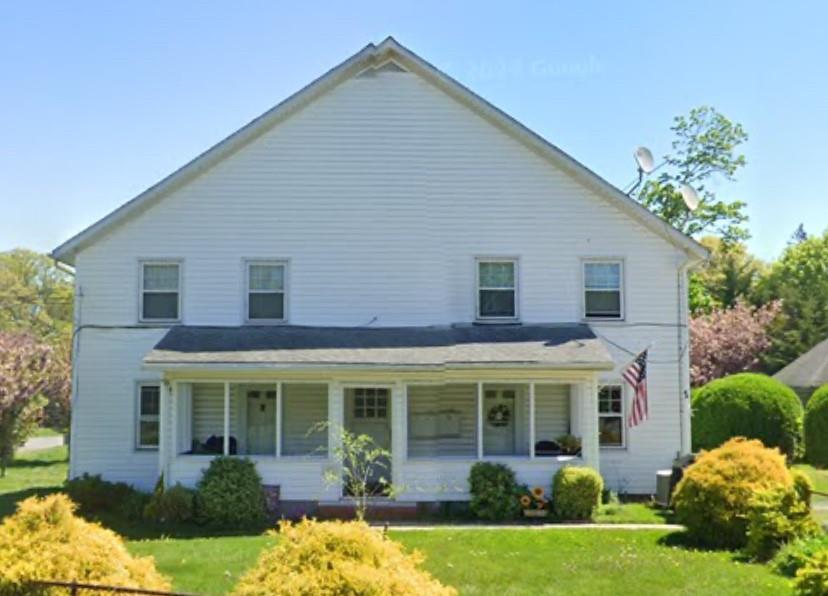 48 Reservoir Ave in Northport, NY - Building Photo