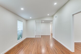 1312 E Spring Valley Rd in Richardson, TX - Building Photo - Building Photo