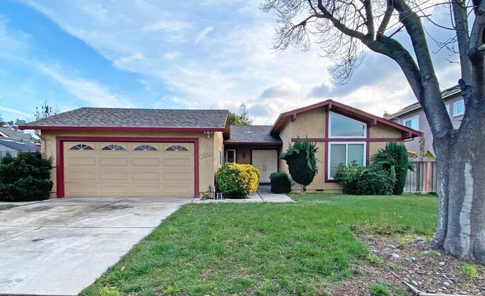 3042 Fowler Rd in San Jose, CA - Building Photo