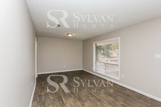 3156 Fleetwood Dr in Jackson, MS - Building Photo - Building Photo