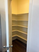 6050 Amerifax Dr in Windsor, CO - Building Photo - Building Photo